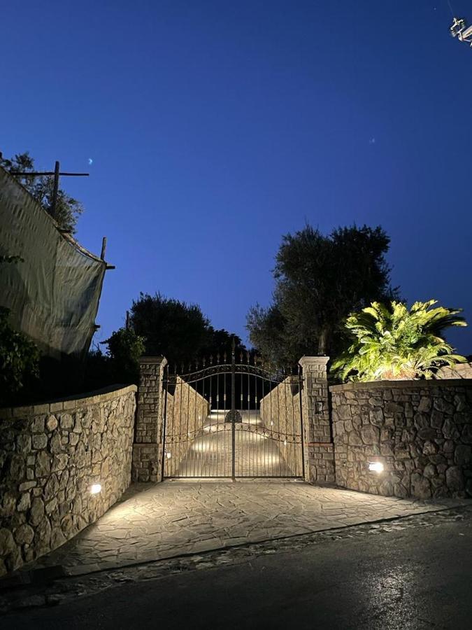 Liparulo Holiday House 马萨鲁布朗斯 外观 照片